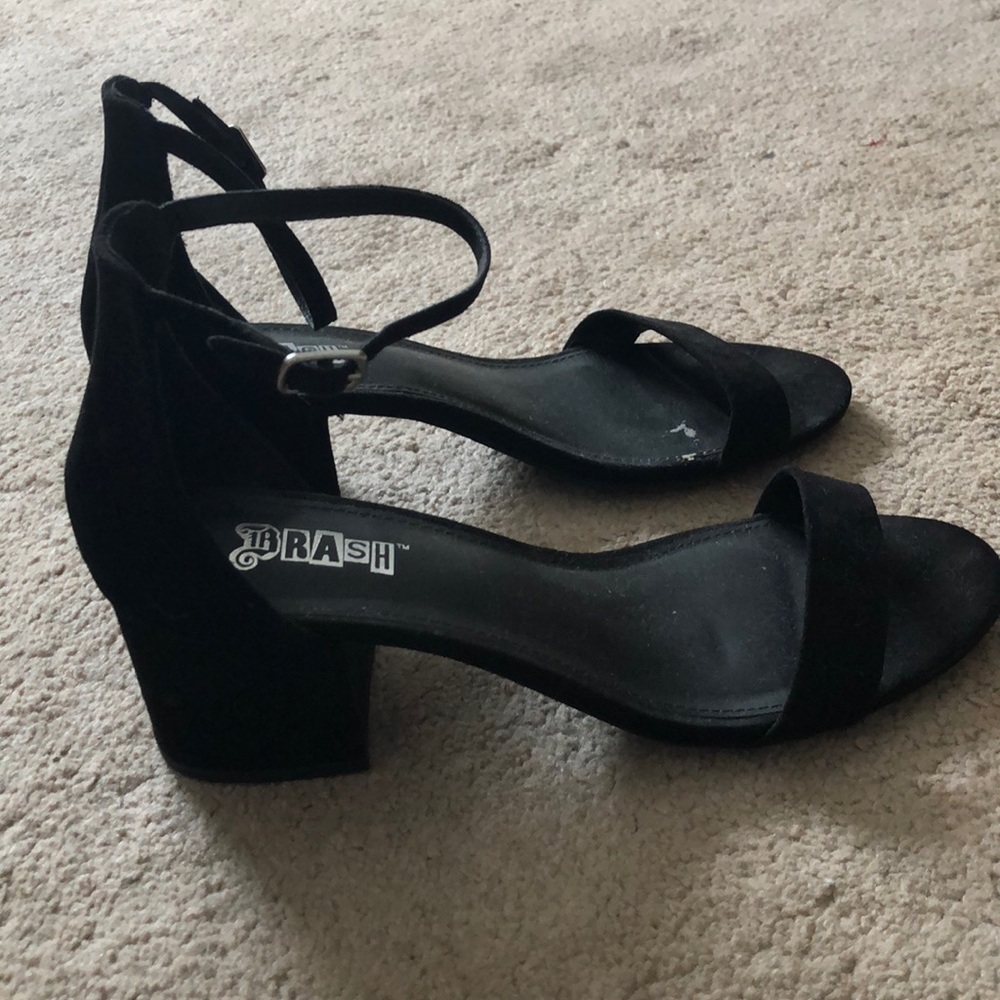New 2.5 inch heels worn two to three times.